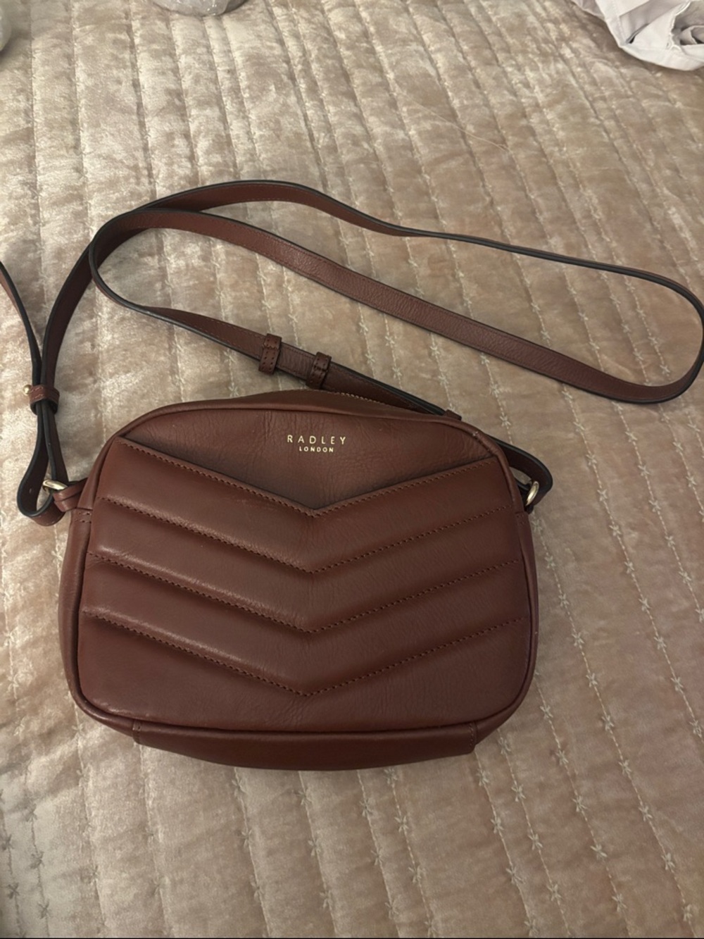 RADLEY LONDON Chestnut Quilted Chevron Crossbody Bag